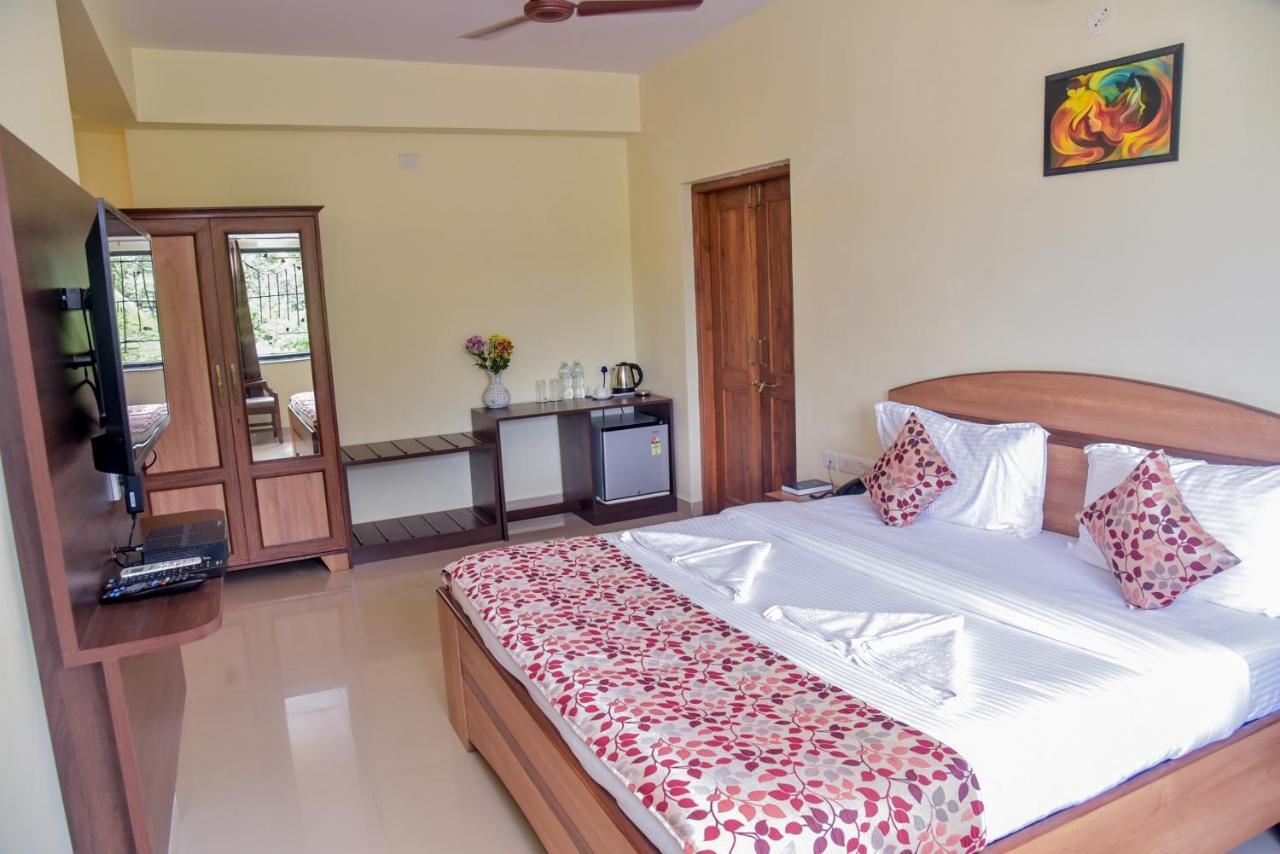 Hotel Candolim Grande Exterior foto
